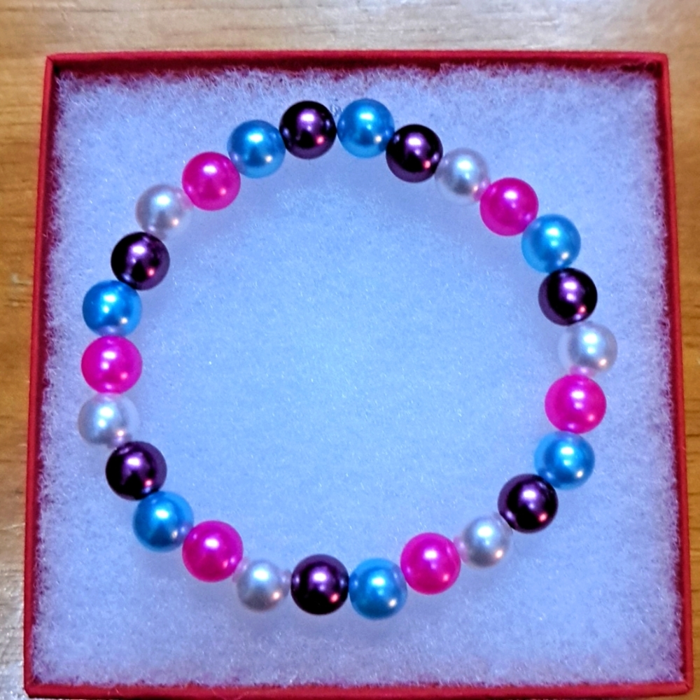 Stephanie's Pearl Bracelet